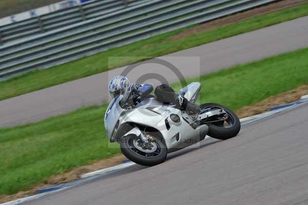 Motorcycle action photographs;Rockingham;Rockingham photographs;event digital images;eventdigitalimages;no limits trackday;peter wileman photography;rockingham corby northamptonshire;trackday;trackday digital images;trackday photos