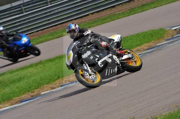 Motorcycle action photographs;Rockingham;Rockingham photographs;event digital images;eventdigitalimages;no limits trackday;peter wileman photography;rockingham corby northamptonshire;trackday;trackday digital images;trackday photos