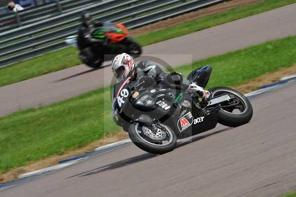 Motorcycle action photographs;Rockingham;Rockingham photographs;event digital images;eventdigitalimages;no limits trackday;peter wileman photography;rockingham corby northamptonshire;trackday;trackday digital images;trackday photos