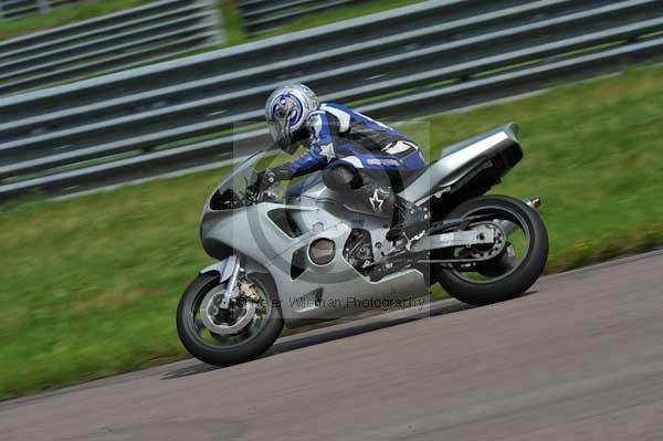 Motorcycle action photographs;Rockingham;Rockingham photographs;event digital images;eventdigitalimages;no limits trackday;peter wileman photography;rockingham corby northamptonshire;trackday;trackday digital images;trackday photos