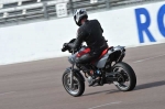 Motorcycle-action-photographs;Rockingham;Rockingham-photographs;event-digital-images;eventdigitalimages;no-limits-trackday;peter-wileman-photography;rockingham-corby-northamptonshire;trackday;trackday-digital-images;trackday-photos