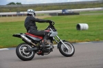 Motorcycle-action-photographs;Rockingham;Rockingham-photographs;event-digital-images;eventdigitalimages;no-limits-trackday;peter-wileman-photography;rockingham-corby-northamptonshire;trackday;trackday-digital-images;trackday-photos