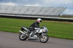 Motorcycle-action-photographs;Rockingham;Rockingham-photographs;event-digital-images;eventdigitalimages;no-limits-trackday;peter-wileman-photography;rockingham-corby-northamptonshire;trackday;trackday-digital-images;trackday-photos