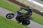 Motorcycle-action-photographs;Rockingham;Rockingham-photographs;event-digital-images;eventdigitalimages;no-limits-trackday;peter-wileman-photography;rockingham-corby-northamptonshire;trackday;trackday-digital-images;trackday-photos