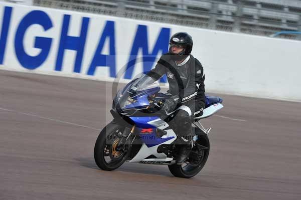 Motorcycle action photographs;Rockingham;Rockingham photographs;event digital images;eventdigitalimages;no limits trackday;peter wileman photography;rockingham corby northamptonshire;trackday;trackday digital images;trackday photos