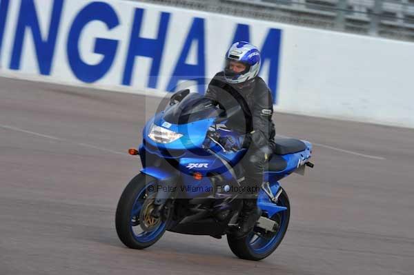 Motorcycle action photographs;Rockingham;Rockingham photographs;event digital images;eventdigitalimages;no limits trackday;peter wileman photography;rockingham corby northamptonshire;trackday;trackday digital images;trackday photos