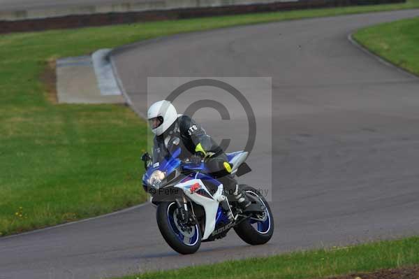 Motorcycle action photographs;Rockingham;Rockingham photographs;event digital images;eventdigitalimages;no limits trackday;peter wileman photography;rockingham corby northamptonshire;trackday;trackday digital images;trackday photos