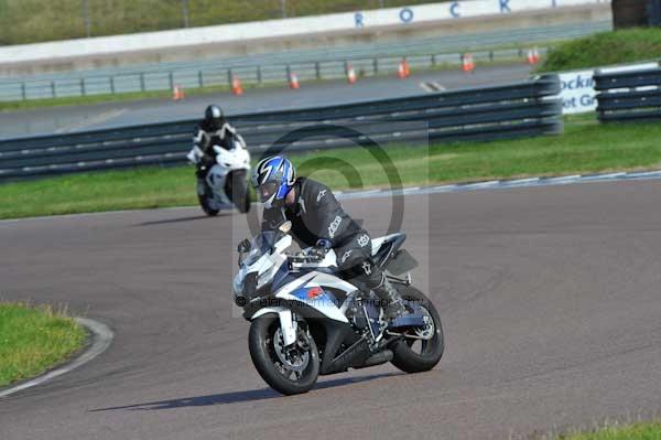 Motorcycle action photographs;Rockingham;Rockingham photographs;event digital images;eventdigitalimages;no limits trackday;peter wileman photography;rockingham corby northamptonshire;trackday;trackday digital images;trackday photos