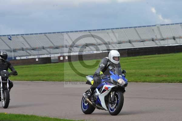 Motorcycle action photographs;Rockingham;Rockingham photographs;event digital images;eventdigitalimages;no limits trackday;peter wileman photography;rockingham corby northamptonshire;trackday;trackday digital images;trackday photos