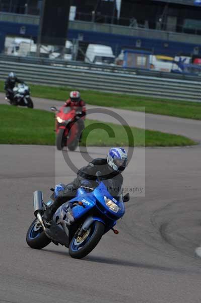 Motorcycle action photographs;Rockingham;Rockingham photographs;event digital images;eventdigitalimages;no limits trackday;peter wileman photography;rockingham corby northamptonshire;trackday;trackday digital images;trackday photos