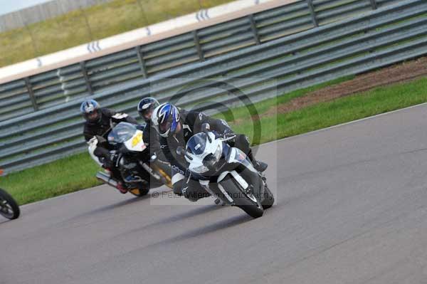 Motorcycle action photographs;Rockingham;Rockingham photographs;event digital images;eventdigitalimages;no limits trackday;peter wileman photography;rockingham corby northamptonshire;trackday;trackday digital images;trackday photos