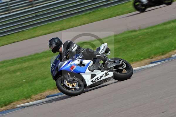 Motorcycle action photographs;Rockingham;Rockingham photographs;event digital images;eventdigitalimages;no limits trackday;peter wileman photography;rockingham corby northamptonshire;trackday;trackday digital images;trackday photos