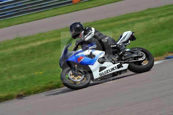 Motorcycle action photographs;Rockingham;Rockingham photographs;event digital images;eventdigitalimages;no limits trackday;peter wileman photography;rockingham corby northamptonshire;trackday;trackday digital images;trackday photos