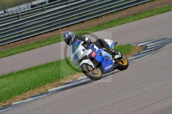 Motorcycle action photographs;Rockingham;Rockingham photographs;event digital images;eventdigitalimages;no limits trackday;peter wileman photography;rockingham corby northamptonshire;trackday;trackday digital images;trackday photos