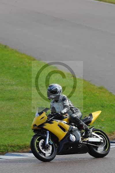 Motorcycle action photographs;Rockingham;Rockingham photographs;event digital images;eventdigitalimages;no limits trackday;peter wileman photography;rockingham corby northamptonshire;trackday;trackday digital images;trackday photos