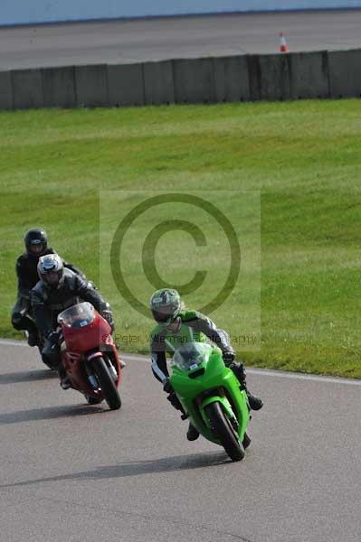 Motorcycle action photographs;Rockingham;Rockingham photographs;event digital images;eventdigitalimages;no limits trackday;peter wileman photography;rockingham corby northamptonshire;trackday;trackday digital images;trackday photos