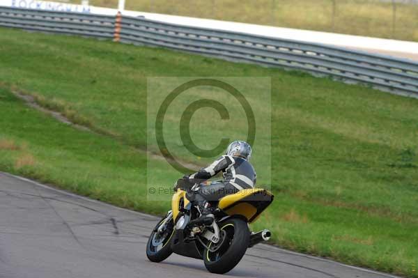 Motorcycle action photographs;Rockingham;Rockingham photographs;event digital images;eventdigitalimages;no limits trackday;peter wileman photography;rockingham corby northamptonshire;trackday;trackday digital images;trackday photos