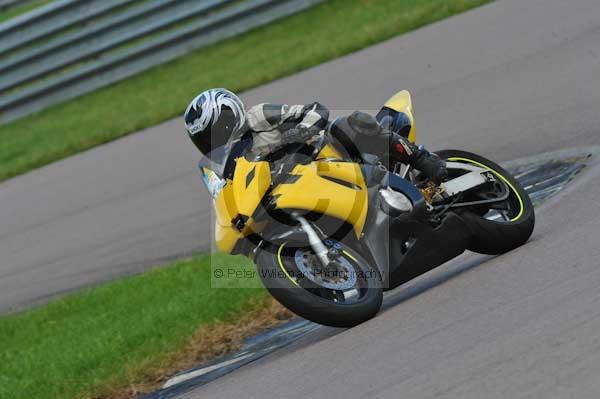 Motorcycle action photographs;Rockingham;Rockingham photographs;event digital images;eventdigitalimages;no limits trackday;peter wileman photography;rockingham corby northamptonshire;trackday;trackday digital images;trackday photos