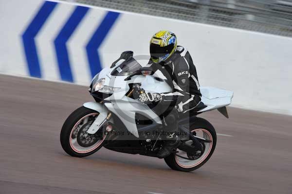 Motorcycle action photographs;Rockingham;Rockingham photographs;event digital images;eventdigitalimages;no limits trackday;peter wileman photography;rockingham corby northamptonshire;trackday;trackday digital images;trackday photos