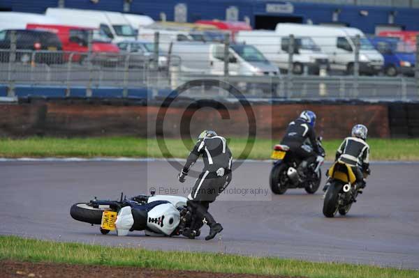 Motorcycle action photographs;Rockingham;Rockingham photographs;event digital images;eventdigitalimages;no limits trackday;peter wileman photography;rockingham corby northamptonshire;trackday;trackday digital images;trackday photos