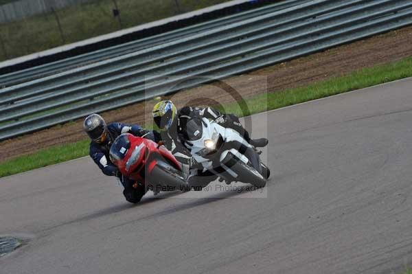 Motorcycle action photographs;Rockingham;Rockingham photographs;event digital images;eventdigitalimages;no limits trackday;peter wileman photography;rockingham corby northamptonshire;trackday;trackday digital images;trackday photos