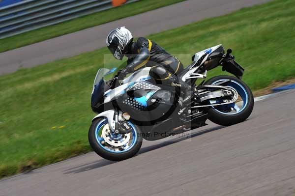 Motorcycle action photographs;Rockingham;Rockingham photographs;event digital images;eventdigitalimages;no limits trackday;peter wileman photography;rockingham corby northamptonshire;trackday;trackday digital images;trackday photos