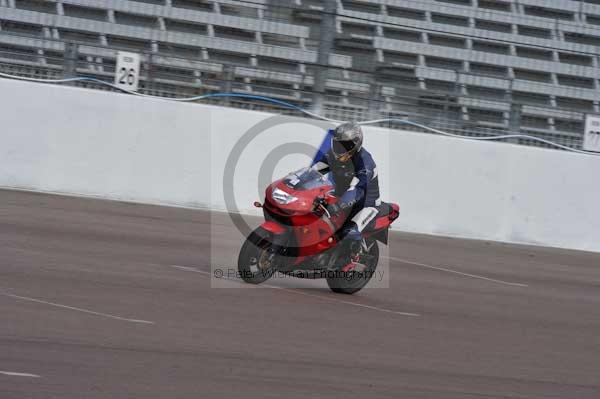 Motorcycle action photographs;Rockingham;Rockingham photographs;event digital images;eventdigitalimages;no limits trackday;peter wileman photography;rockingham corby northamptonshire;trackday;trackday digital images;trackday photos