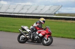 Motorcycle-action-photographs;Rockingham;Rockingham-photographs;event-digital-images;eventdigitalimages;no-limits-trackday;peter-wileman-photography;rockingham-corby-northamptonshire;trackday;trackday-digital-images;trackday-photos