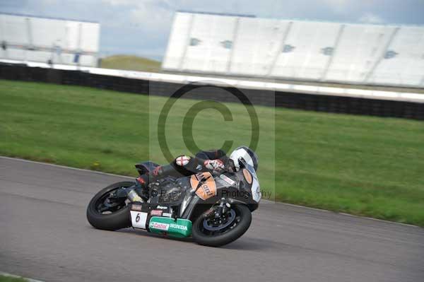 Motorcycle action photographs;Rockingham;Rockingham photographs;event digital images;eventdigitalimages;no limits trackday;peter wileman photography;rockingham corby northamptonshire;trackday;trackday digital images;trackday photos