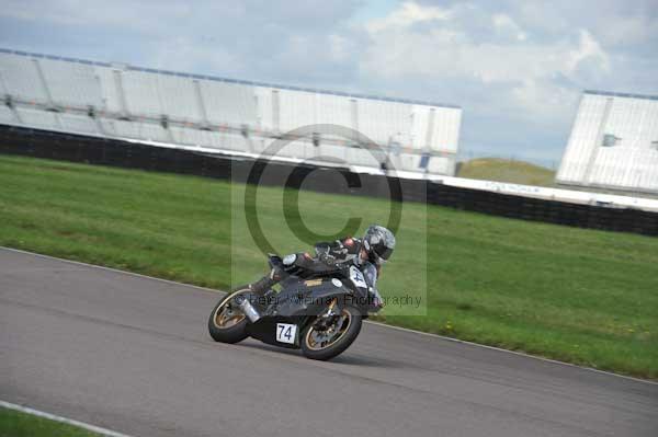 Motorcycle action photographs;Rockingham;Rockingham photographs;event digital images;eventdigitalimages;no limits trackday;peter wileman photography;rockingham corby northamptonshire;trackday;trackday digital images;trackday photos