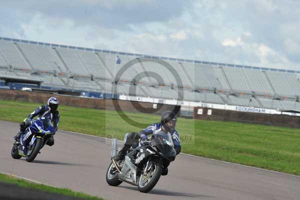 Motorcycle action photographs;Rockingham;Rockingham photographs;event digital images;eventdigitalimages;no limits trackday;peter wileman photography;rockingham corby northamptonshire;trackday;trackday digital images;trackday photos