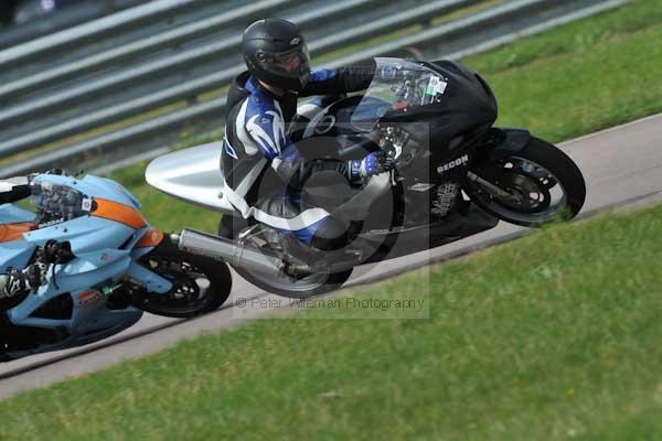 Motorcycle action photographs;Rockingham;Rockingham photographs;event digital images;eventdigitalimages;no limits trackday;peter wileman photography;rockingham corby northamptonshire;trackday;trackday digital images;trackday photos