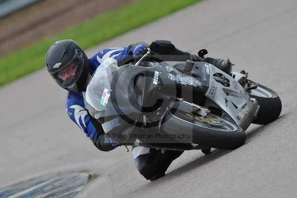 Motorcycle action photographs;Rockingham;Rockingham photographs;event digital images;eventdigitalimages;no limits trackday;peter wileman photography;rockingham corby northamptonshire;trackday;trackday digital images;trackday photos