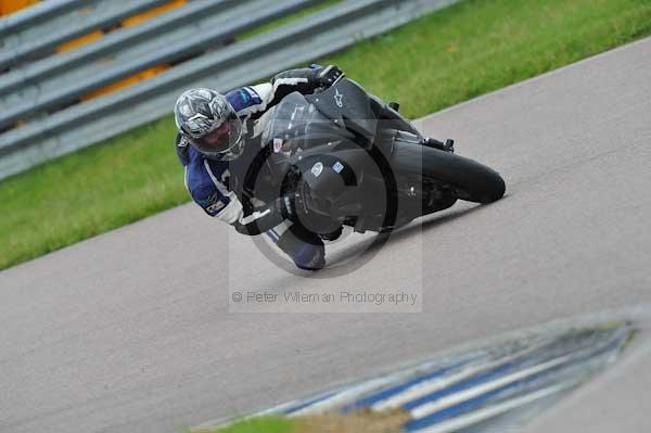 Motorcycle action photographs;Rockingham;Rockingham photographs;event digital images;eventdigitalimages;no limits trackday;peter wileman photography;rockingham corby northamptonshire;trackday;trackday digital images;trackday photos