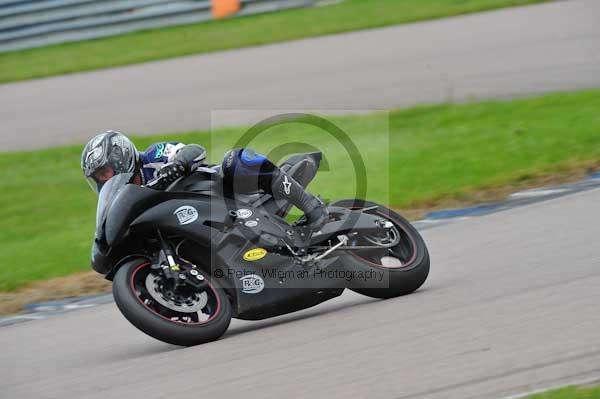 Motorcycle action photographs;Rockingham;Rockingham photographs;event digital images;eventdigitalimages;no limits trackday;peter wileman photography;rockingham corby northamptonshire;trackday;trackday digital images;trackday photos