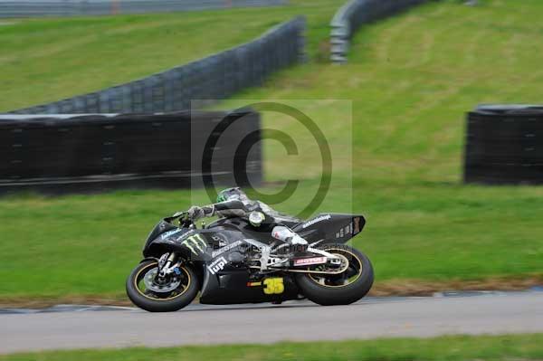 Motorcycle action photographs;Rockingham;Rockingham photographs;event digital images;eventdigitalimages;no limits trackday;peter wileman photography;rockingham corby northamptonshire;trackday;trackday digital images;trackday photos