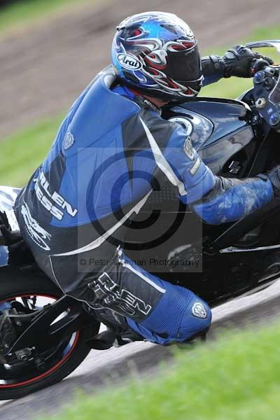 Motorcycle action photographs;Rockingham;Rockingham photographs;event digital images;eventdigitalimages;no limits trackday;peter wileman photography;rockingham corby northamptonshire;trackday;trackday digital images;trackday photos