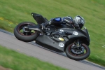 Motorcycle-action-photographs;Rockingham;Rockingham-photographs;event-digital-images;eventdigitalimages;no-limits-trackday;peter-wileman-photography;rockingham-corby-northamptonshire;trackday;trackday-digital-images;trackday-photos