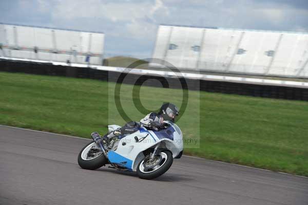 Motorcycle action photographs;Rockingham;Rockingham photographs;event digital images;eventdigitalimages;no limits trackday;peter wileman photography;rockingham corby northamptonshire;trackday;trackday digital images;trackday photos