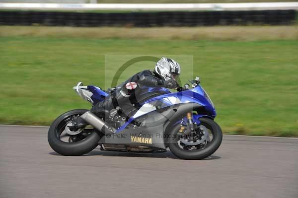 Motorcycle action photographs;Rockingham;Rockingham photographs;event digital images;eventdigitalimages;no limits trackday;peter wileman photography;rockingham corby northamptonshire;trackday;trackday digital images;trackday photos