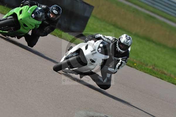 Motorcycle action photographs;Rockingham;Rockingham photographs;event digital images;eventdigitalimages;no limits trackday;peter wileman photography;rockingham corby northamptonshire;trackday;trackday digital images;trackday photos