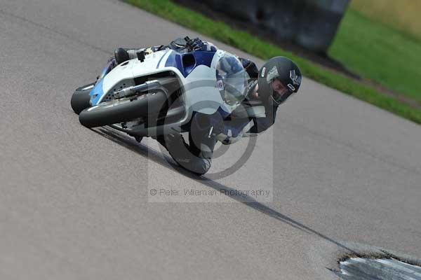 Motorcycle action photographs;Rockingham;Rockingham photographs;event digital images;eventdigitalimages;no limits trackday;peter wileman photography;rockingham corby northamptonshire;trackday;trackday digital images;trackday photos