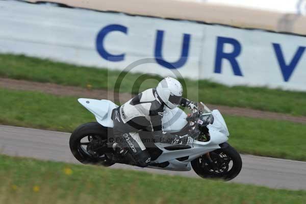 Motorcycle action photographs;Rockingham;Rockingham photographs;event digital images;eventdigitalimages;no limits trackday;peter wileman photography;rockingham corby northamptonshire;trackday;trackday digital images;trackday photos