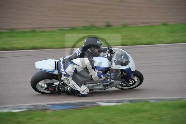 Motorcycle action photographs;Rockingham;Rockingham photographs;event digital images;eventdigitalimages;no limits trackday;peter wileman photography;rockingham corby northamptonshire;trackday;trackday digital images;trackday photos