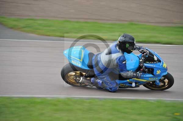 Motorcycle action photographs;Rockingham;Rockingham photographs;event digital images;eventdigitalimages;no limits trackday;peter wileman photography;rockingham corby northamptonshire;trackday;trackday digital images;trackday photos