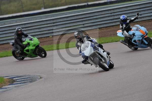 Motorcycle action photographs;Rockingham;Rockingham photographs;event digital images;eventdigitalimages;no limits trackday;peter wileman photography;rockingham corby northamptonshire;trackday;trackday digital images;trackday photos