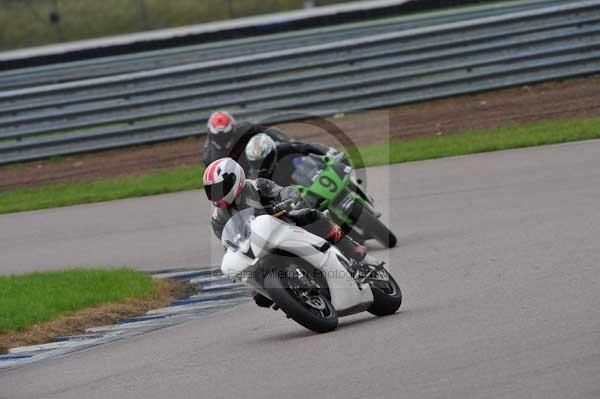 Motorcycle action photographs;Rockingham;Rockingham photographs;event digital images;eventdigitalimages;no limits trackday;peter wileman photography;rockingham corby northamptonshire;trackday;trackday digital images;trackday photos