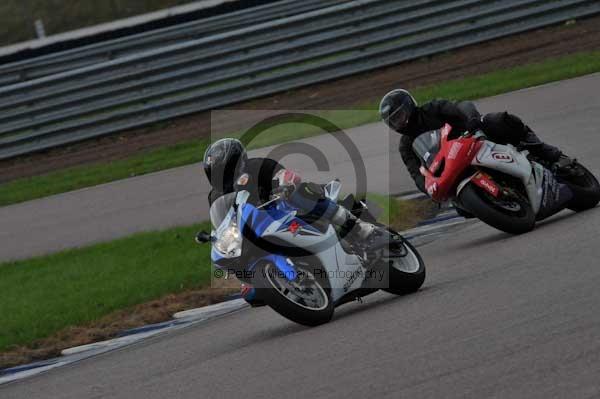 Motorcycle action photographs;Rockingham;Rockingham photographs;event digital images;eventdigitalimages;no limits trackday;peter wileman photography;rockingham corby northamptonshire;trackday;trackday digital images;trackday photos