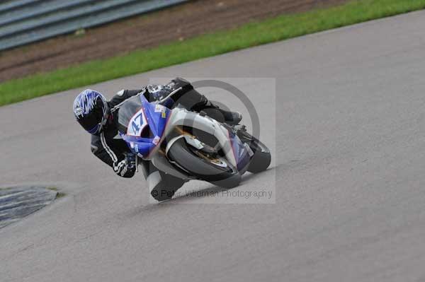 Motorcycle action photographs;Rockingham;Rockingham photographs;event digital images;eventdigitalimages;no limits trackday;peter wileman photography;rockingham corby northamptonshire;trackday;trackday digital images;trackday photos