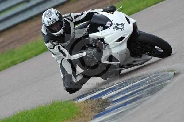 Motorcycle action photographs;Rockingham;Rockingham photographs;event digital images;eventdigitalimages;no limits trackday;peter wileman photography;rockingham corby northamptonshire;trackday;trackday digital images;trackday photos